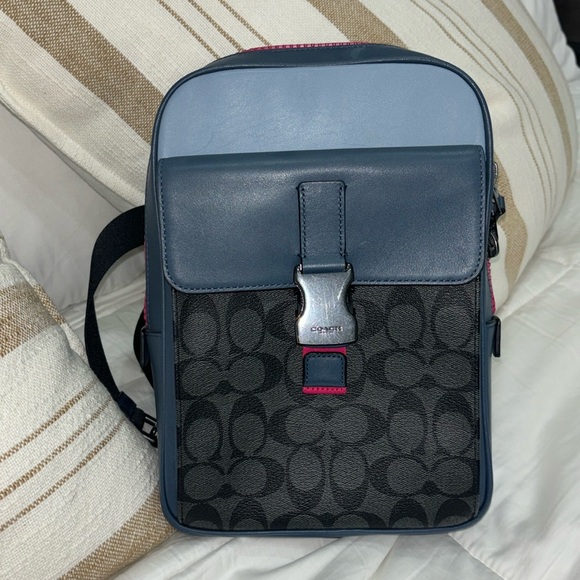 Track Pack In Colorblock Signature Canvas - Picture 2 of 7